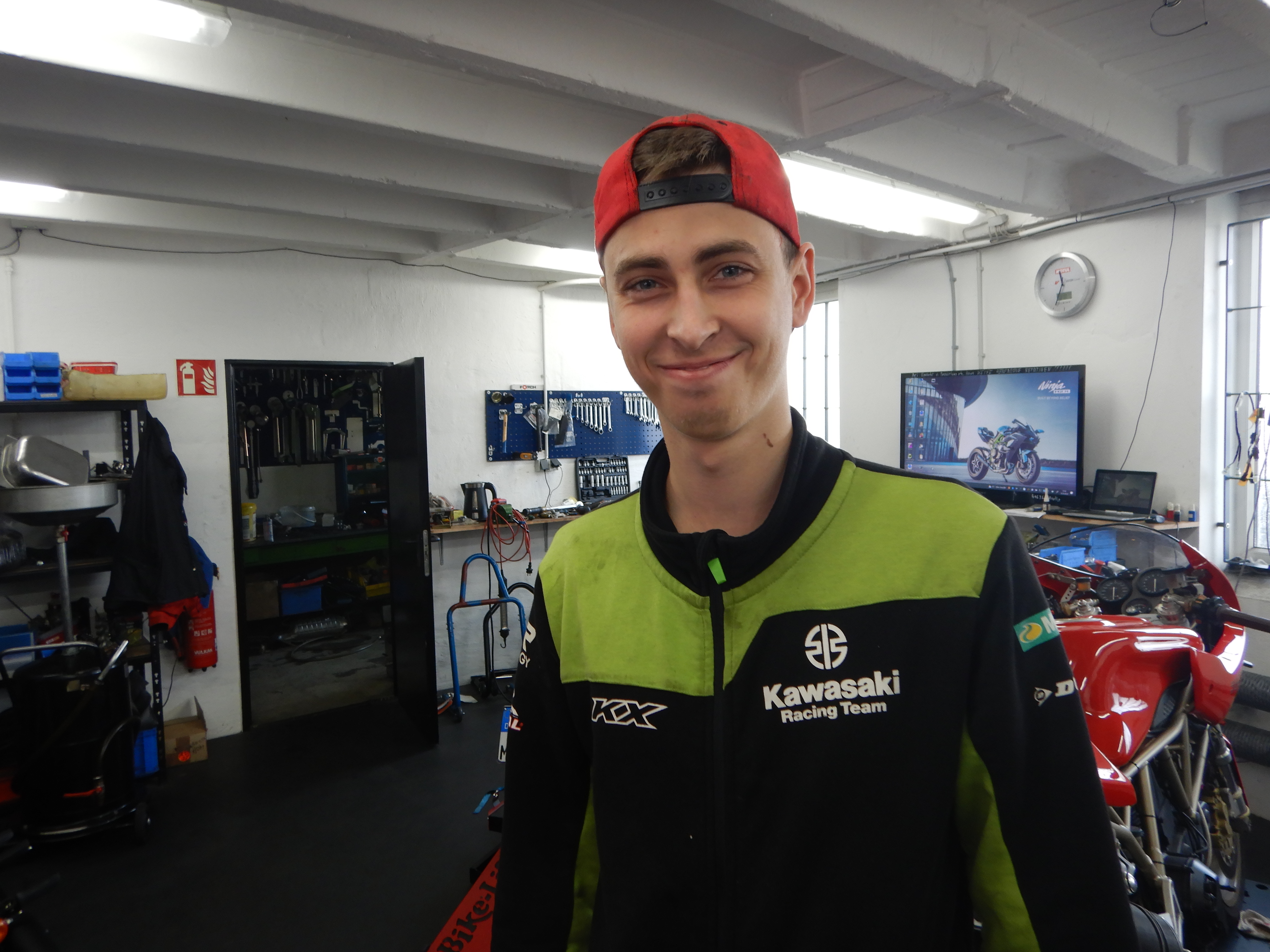 Max Rerich, Motorrad Mechatroniker
